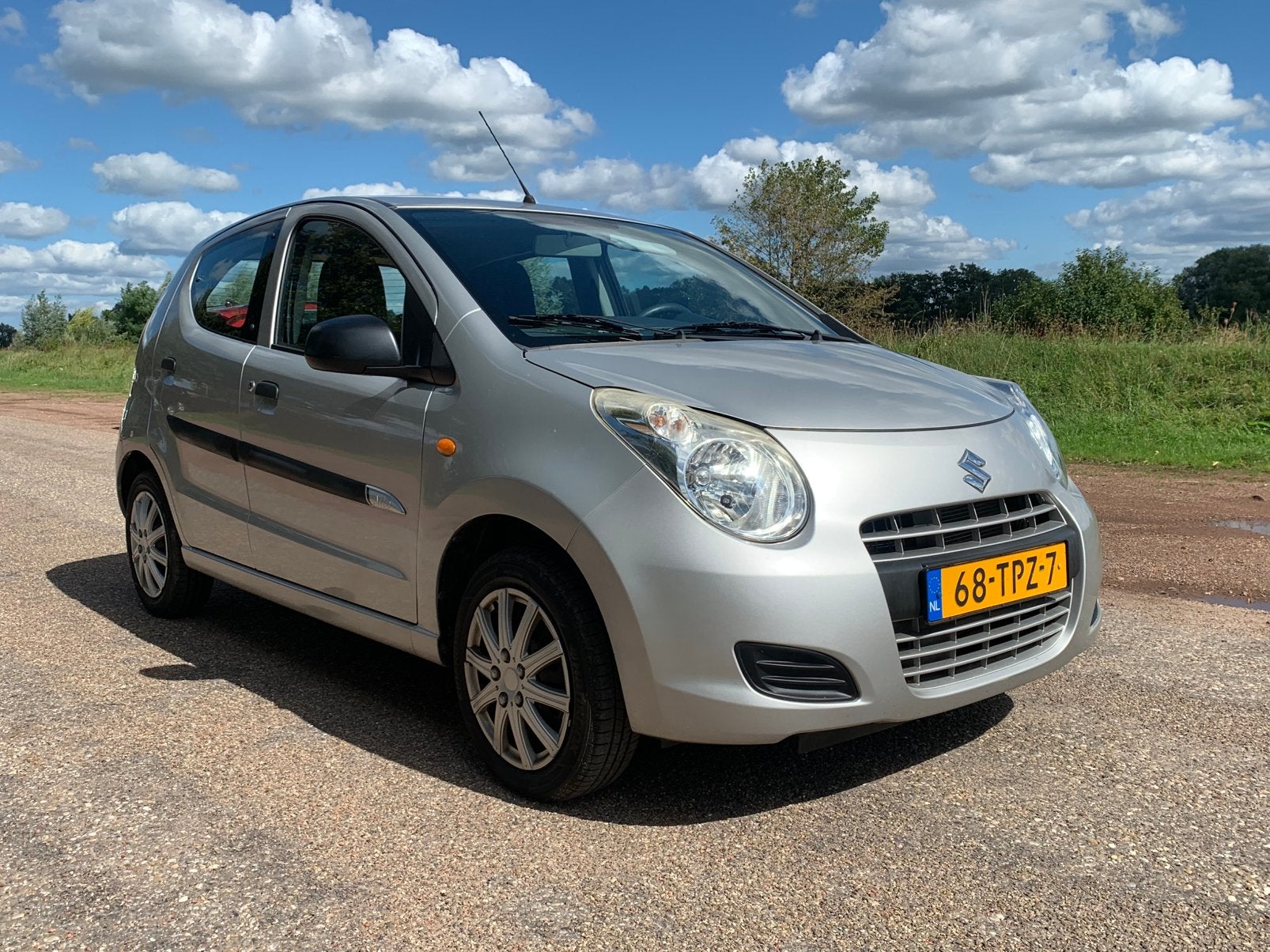 Suzuki Alto 1.0 2012 Grijs, Voorwielaandrijving, 200 kg, 4 stoelen, Origineel Nederlands
