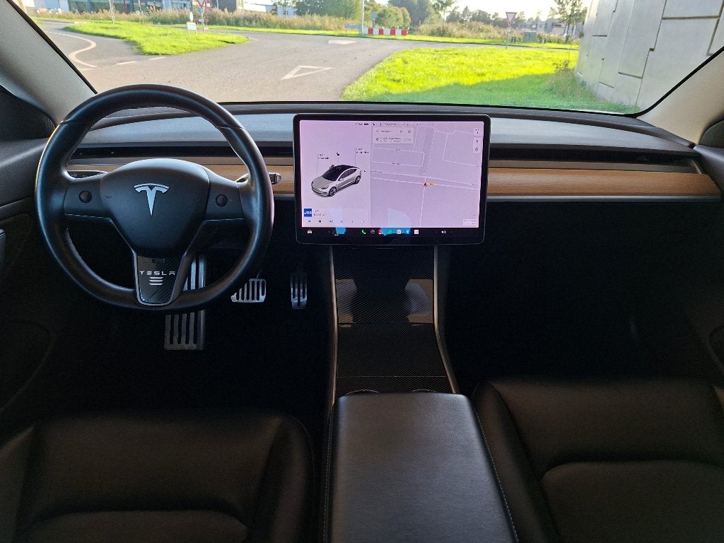 Foto 15 van Tesla Model 3 Long range awd