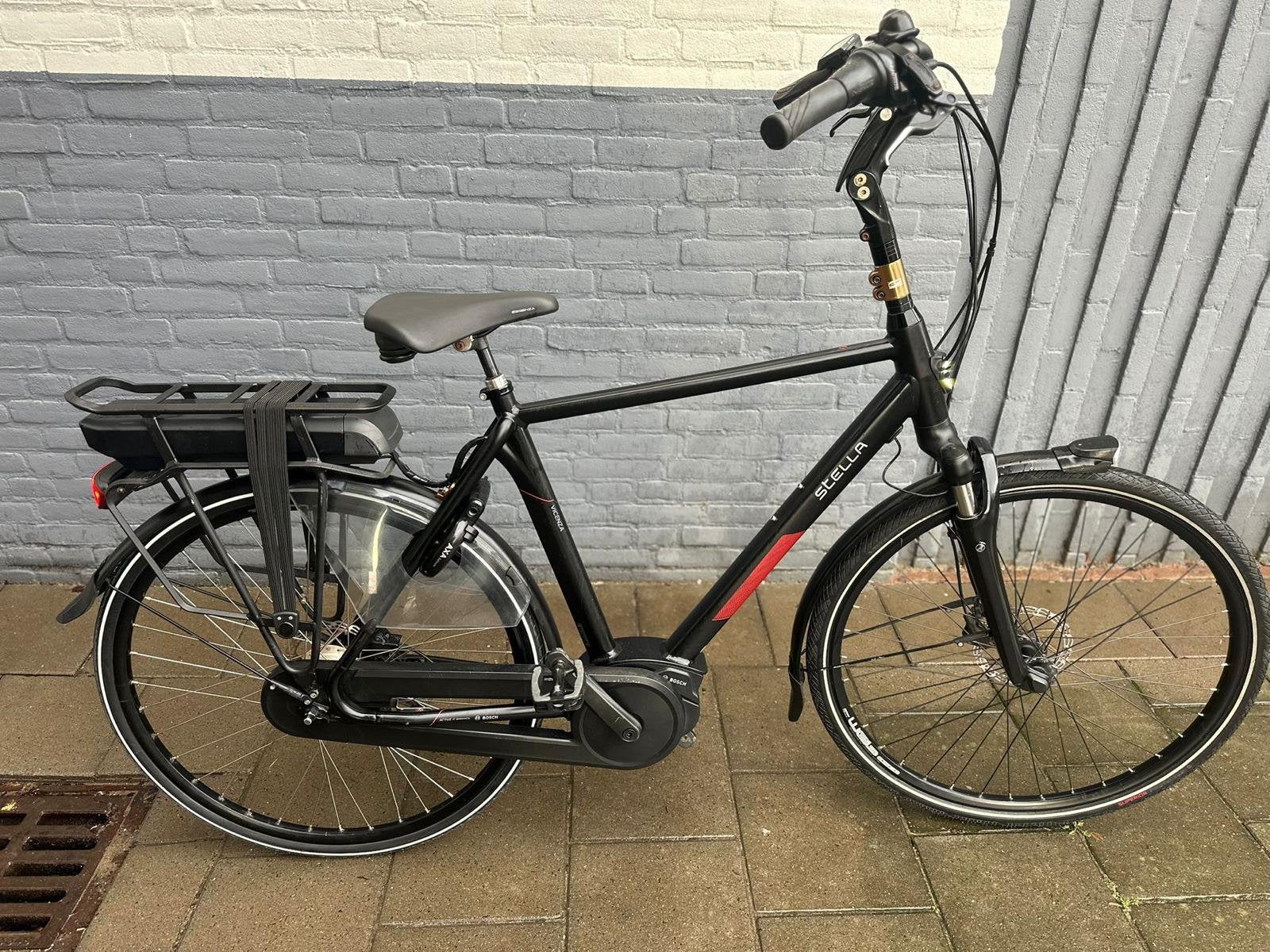 Electrische stella vicenza bosch middenmotor, 53 tot 56 cm, Versnellingen, Zo goed als nieuw, Ophalen