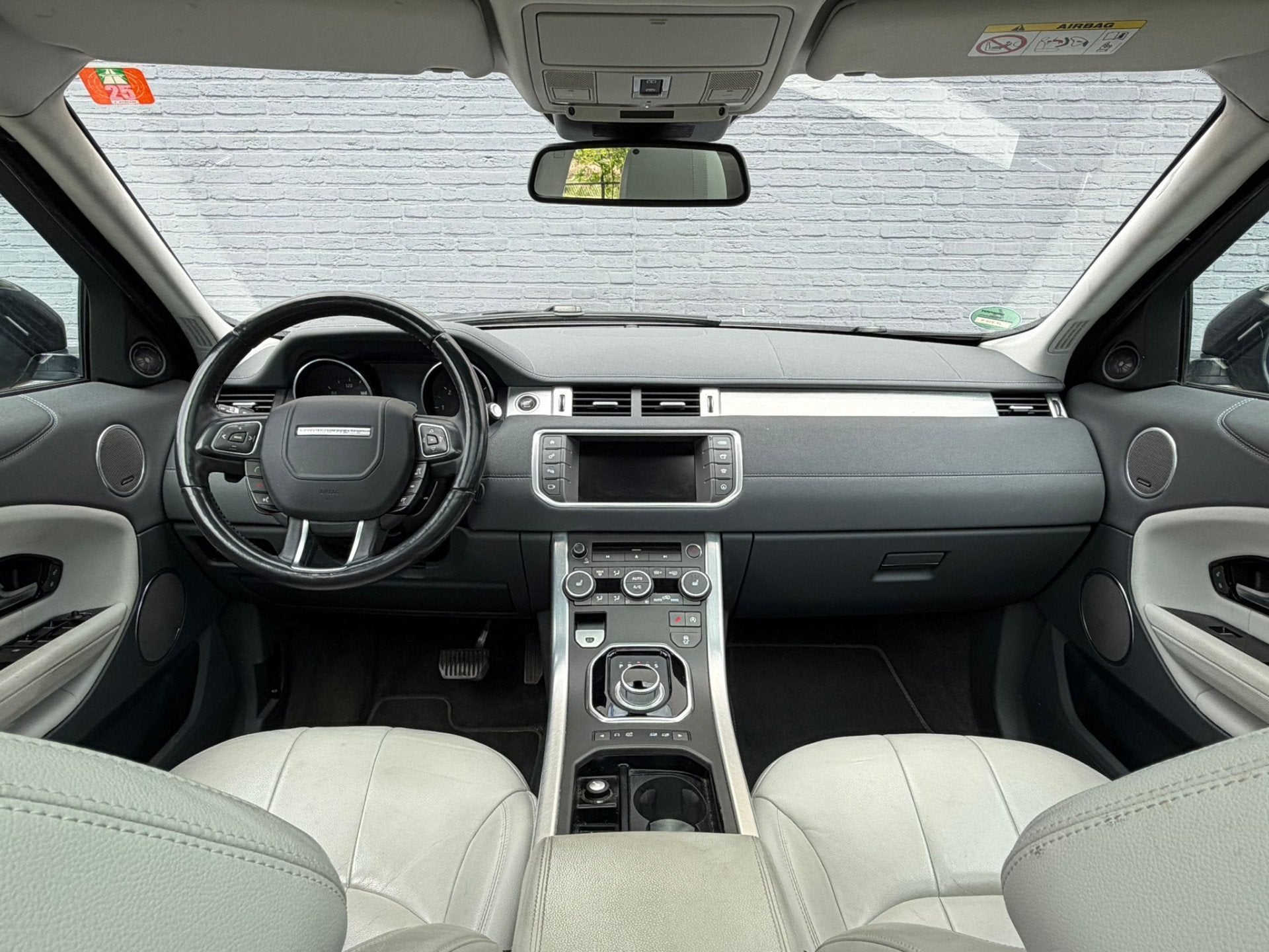 Land Rover Range Rover Evoque 2.0 TD4 HSE Autom. Leder Panor, Automaat, 2000 kg, 179 pk, Bedrijf