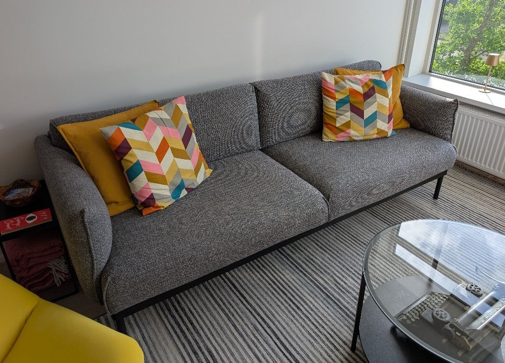 IKEA ÄPPLARYD 3-zitsbank grijs/zwart, Ophalen, Driepersoons, 75 tot 100 cm, Zo goed als nieuw