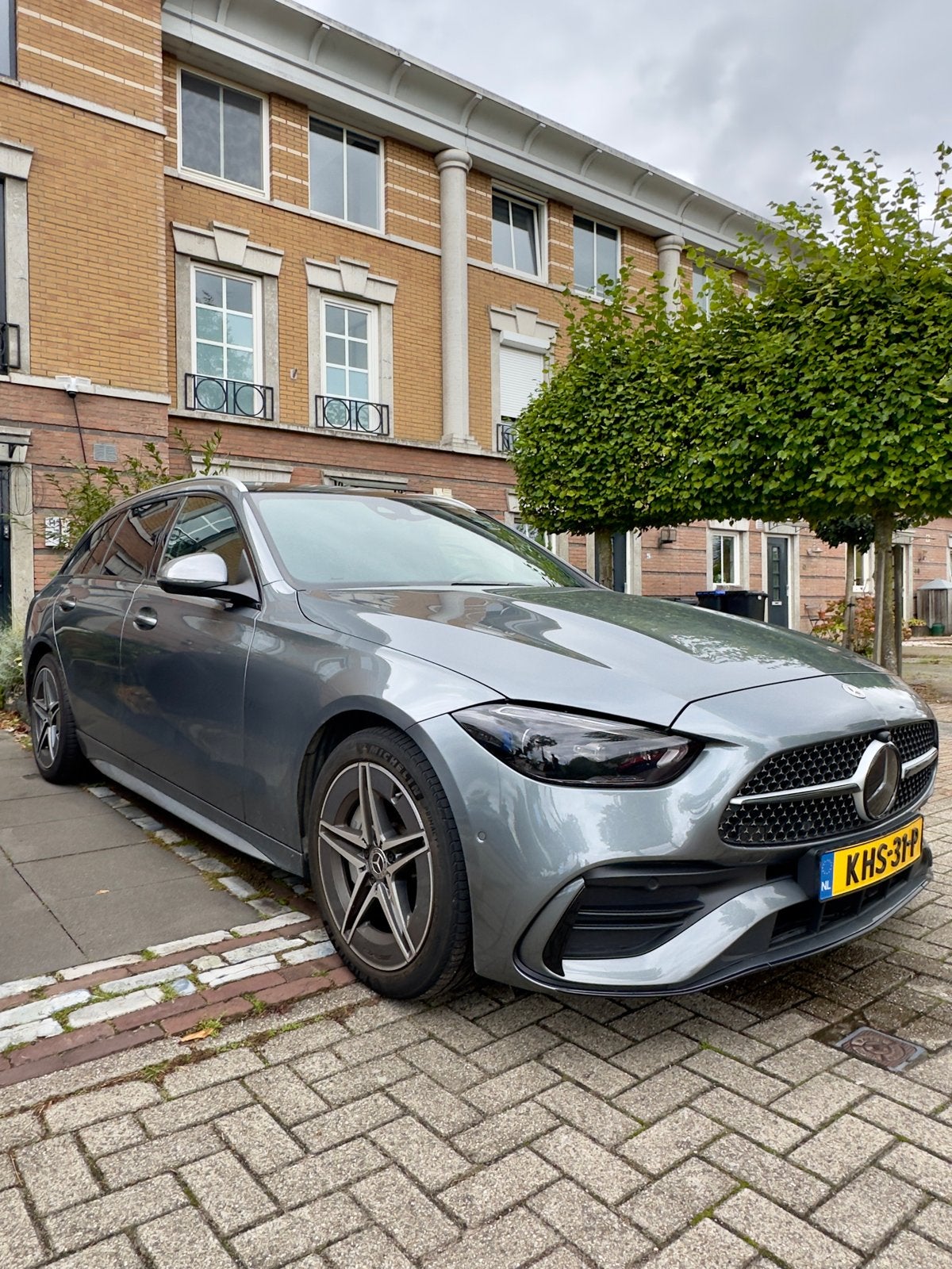 Mercedes-Benz  C300 Amg line Plug-in Hybrid 313pk 9G-TRONIC, Automaat, Achterwielaandrijving, 1800 kg, Zwart