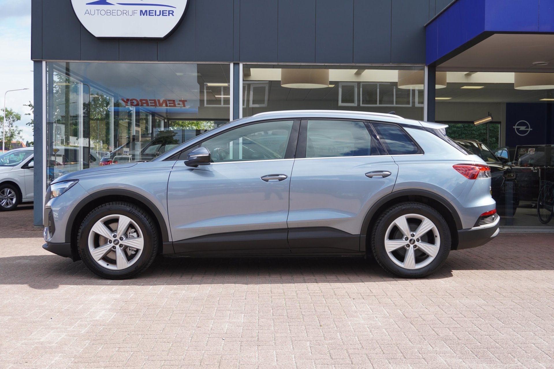 Audi Q4 e-tron 40 Launch edition 77 kWh | Automaat | Navigat, Auto's, Dealer onderhouden, Gebruikt, 520 km, Blauw