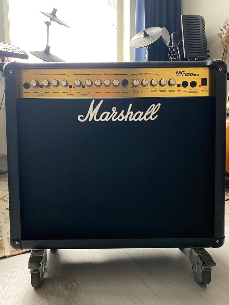 Marshall MG100DFX Combo Gitaar Versterker, Muziek en Instrumenten, Versterkers | Bas en Gitaar, Ophalen, Gebruikt, Gitaar, 100 watt of meer