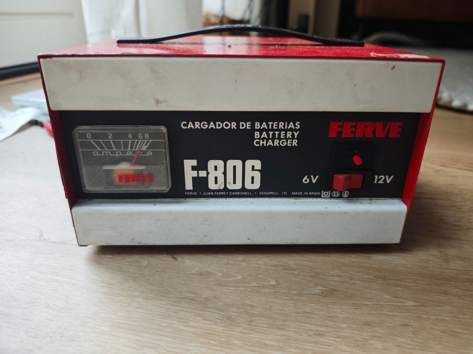 Ferve F-806 Acculader 6V/12V, Gebruikt