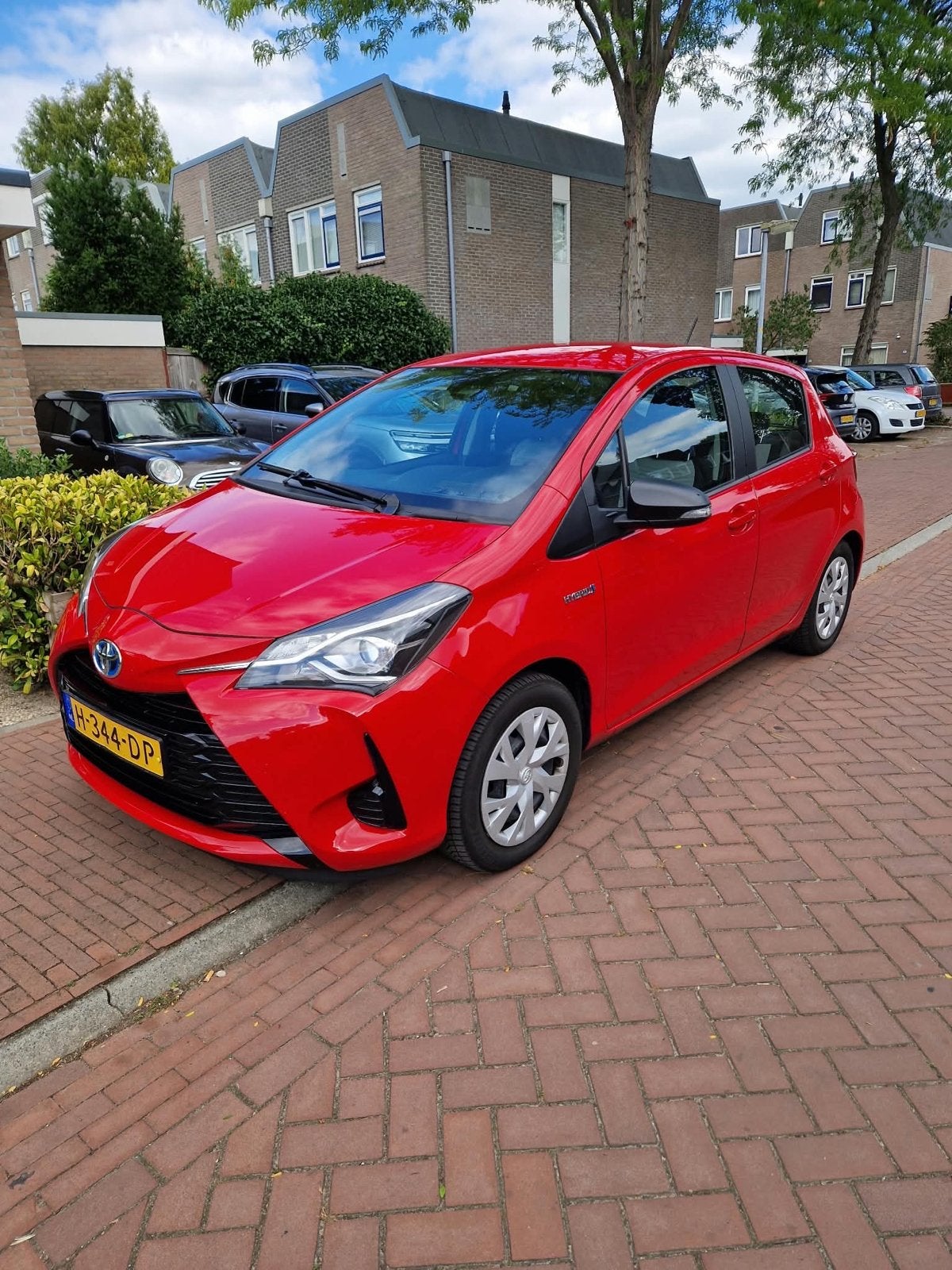 Toyota Yaris 1.5 Hybrid 100pk CVT 2020  AUTOMAAT, Auto's, 1497 cc, 40 €/maand, Origineel Nederlands, Bedrijf