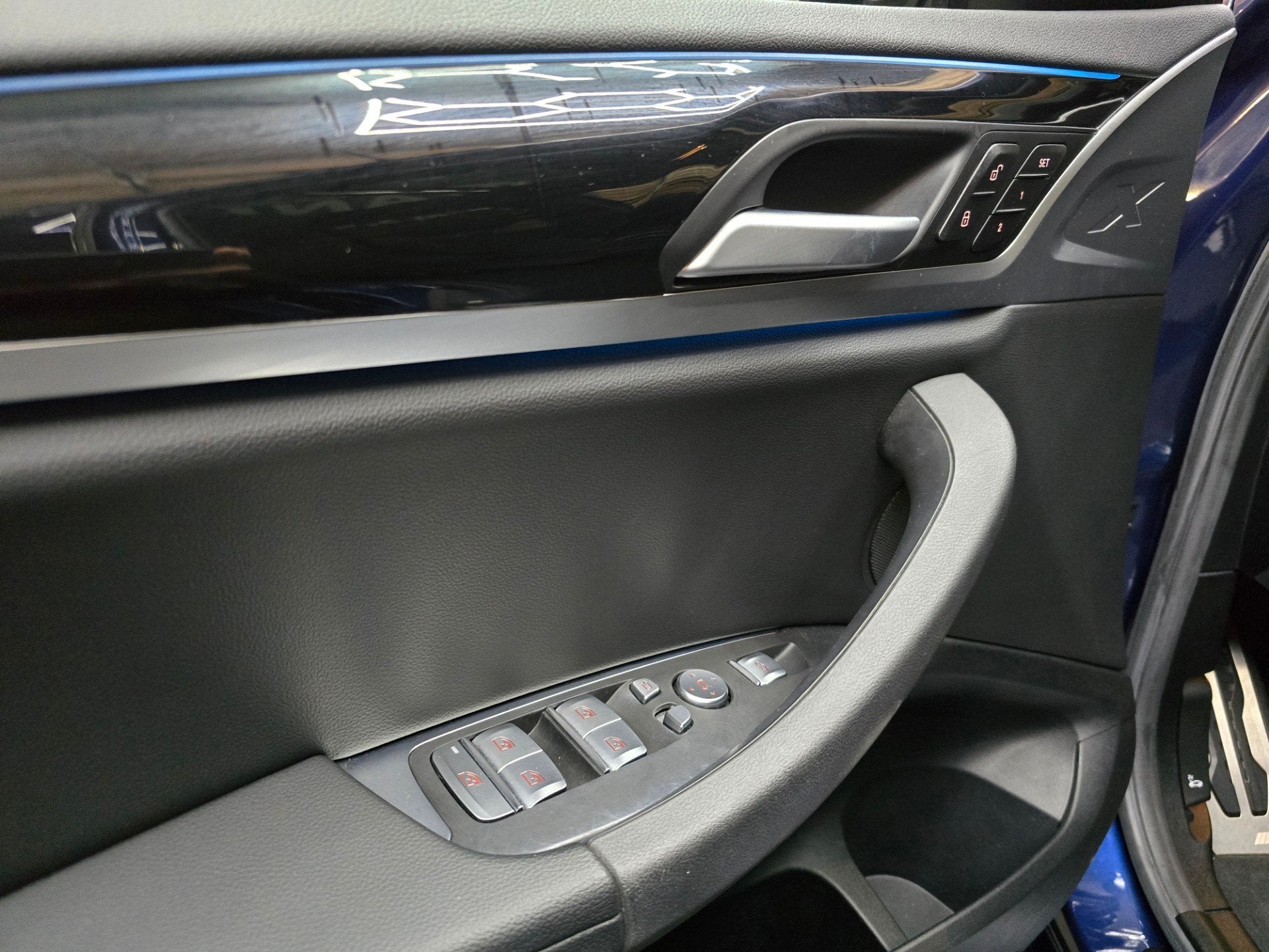 Foto 4 van BMW IX3 High Executive 80 kWh Pano LED navi Trekhaak 19"LM 9