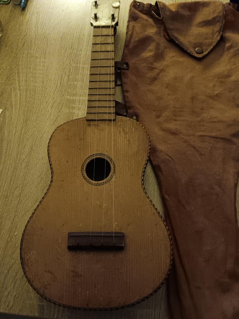 Kleine gitaar, Ophalen, Gebruikt, Klassieke of Spaanse gitaar