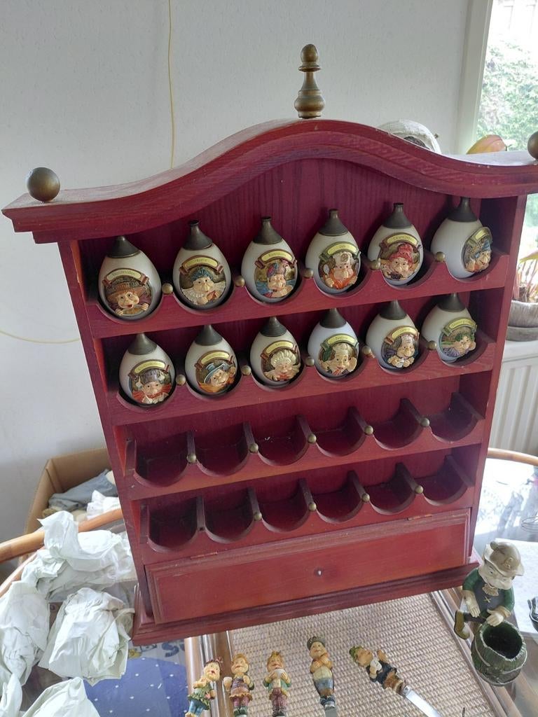 Wijnrek met 24 porseleinen kruidenpotjes, Antiek en Kunst, Ophalen of Verzenden
