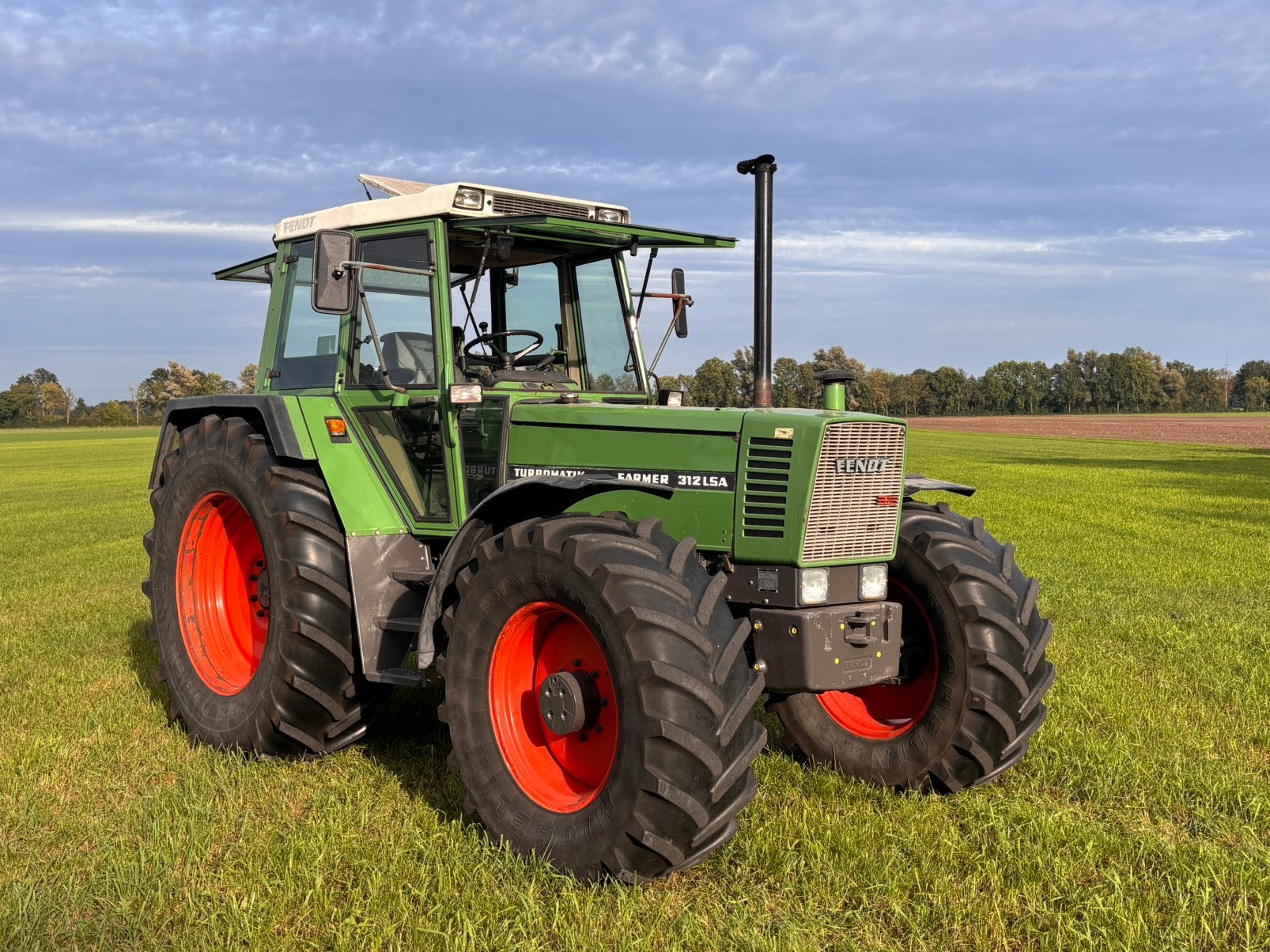 Fendt 312 lsa, Ophalen, Gebruikt, Meer dan 10000, 120 tot 160 Pk
