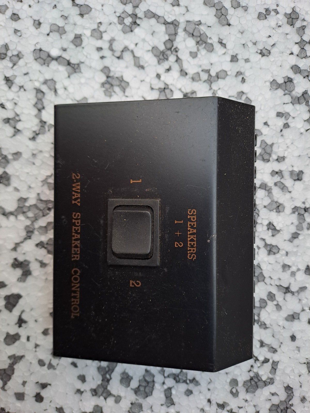 Luidspreker keuze schakelaar, Audio, Tv en Foto, Luidsprekers, Overige merken, Overige typen, Ophalen of Verzenden, Zo goed als nieuw
