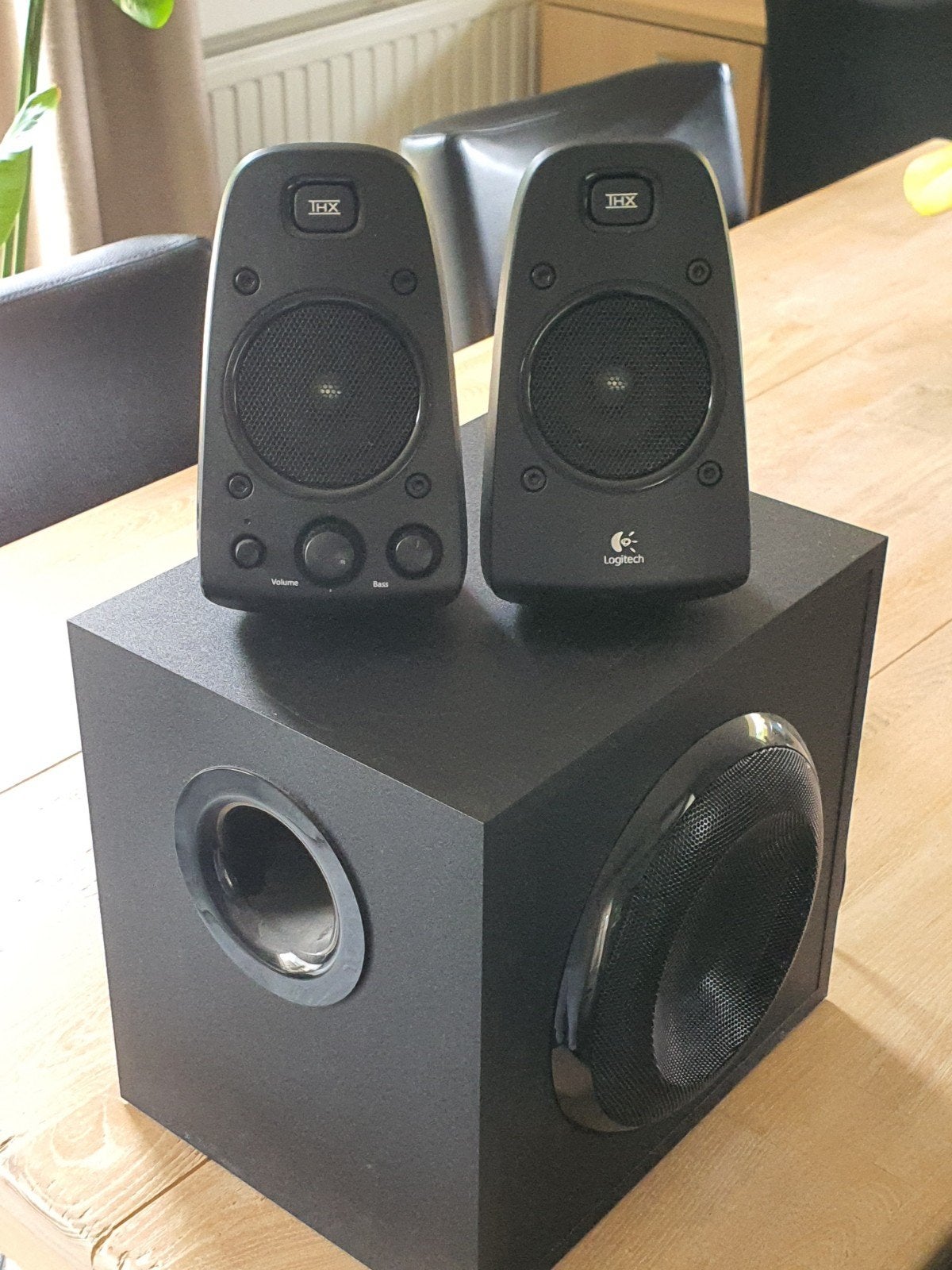 Logitech Z623 2.1 THX Speakerset met Bluetooth Adapter, Overige merken, Gebruikt, Ophalen of Verzenden, Complete surroundset