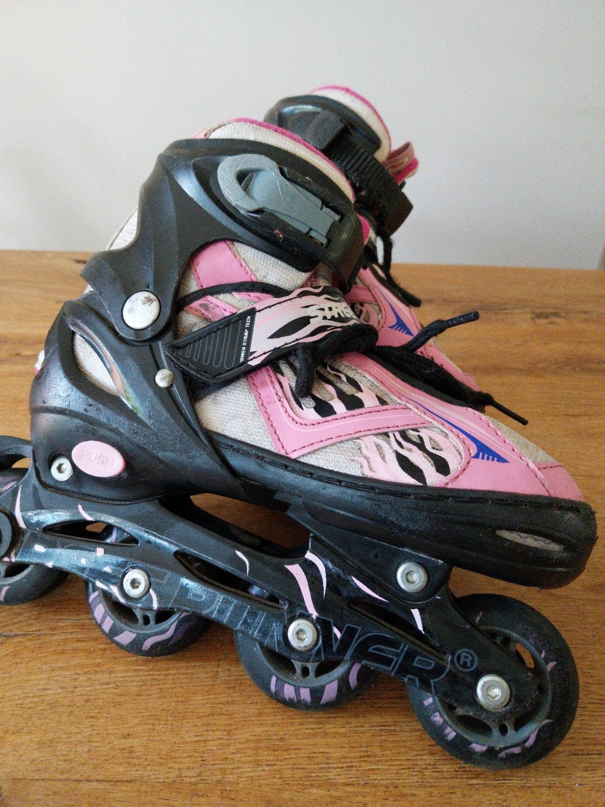 Skeelers Freerunner 35 - 38, Sport en Fitness, Kinderen, Inline skates 4 wielen, Ophalen, Overige merken