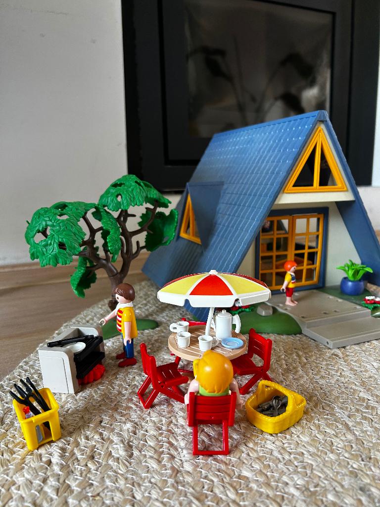 Playmobil zomerhuisje 3230, Ophalen, Zo goed als nieuw