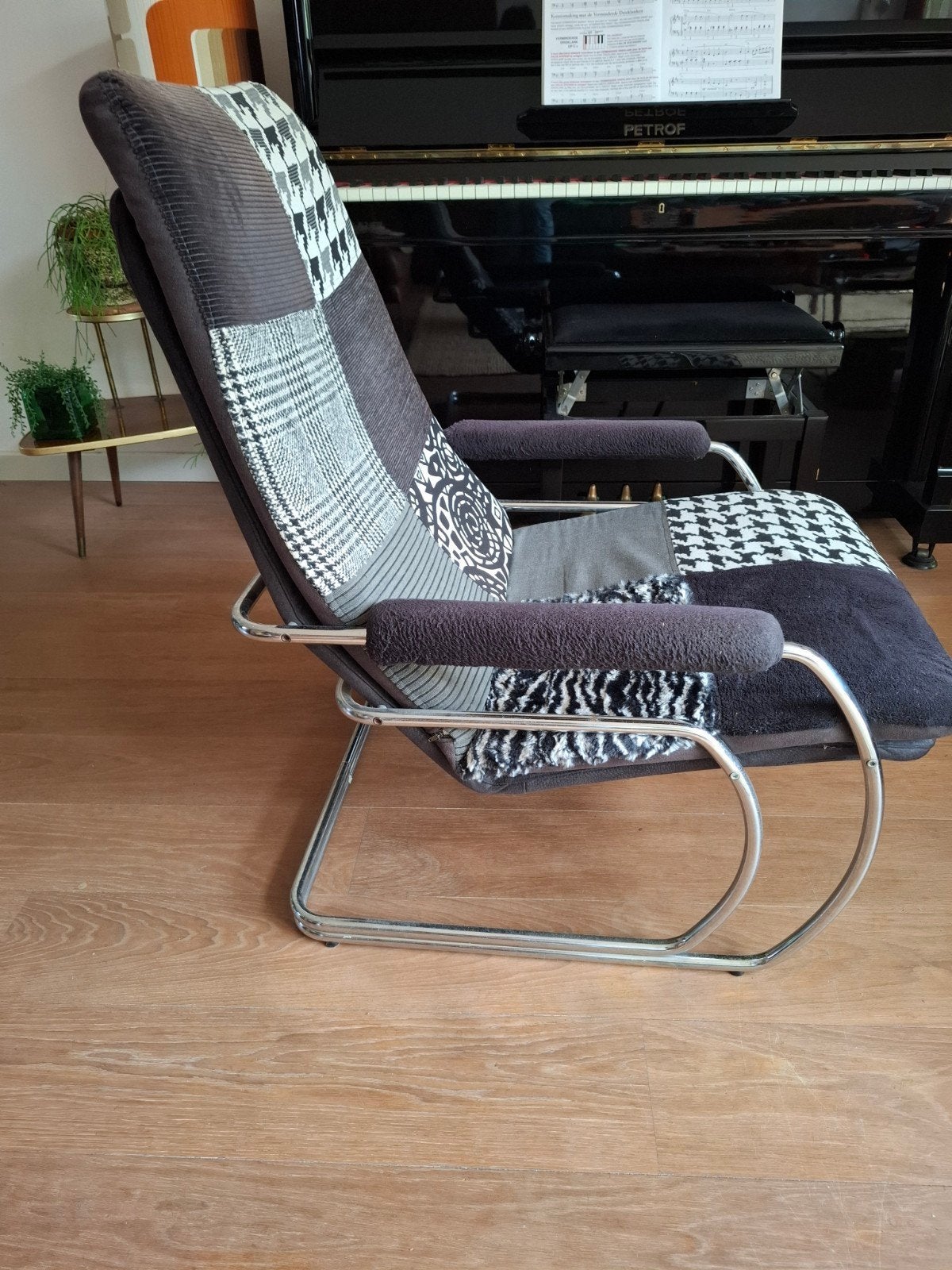 Vintage fauteuil Jan de Bouvrie jaren 70?, Ophalen, Vintage, Modern, Patchwork, Gebruikt, 75 tot 100 cm