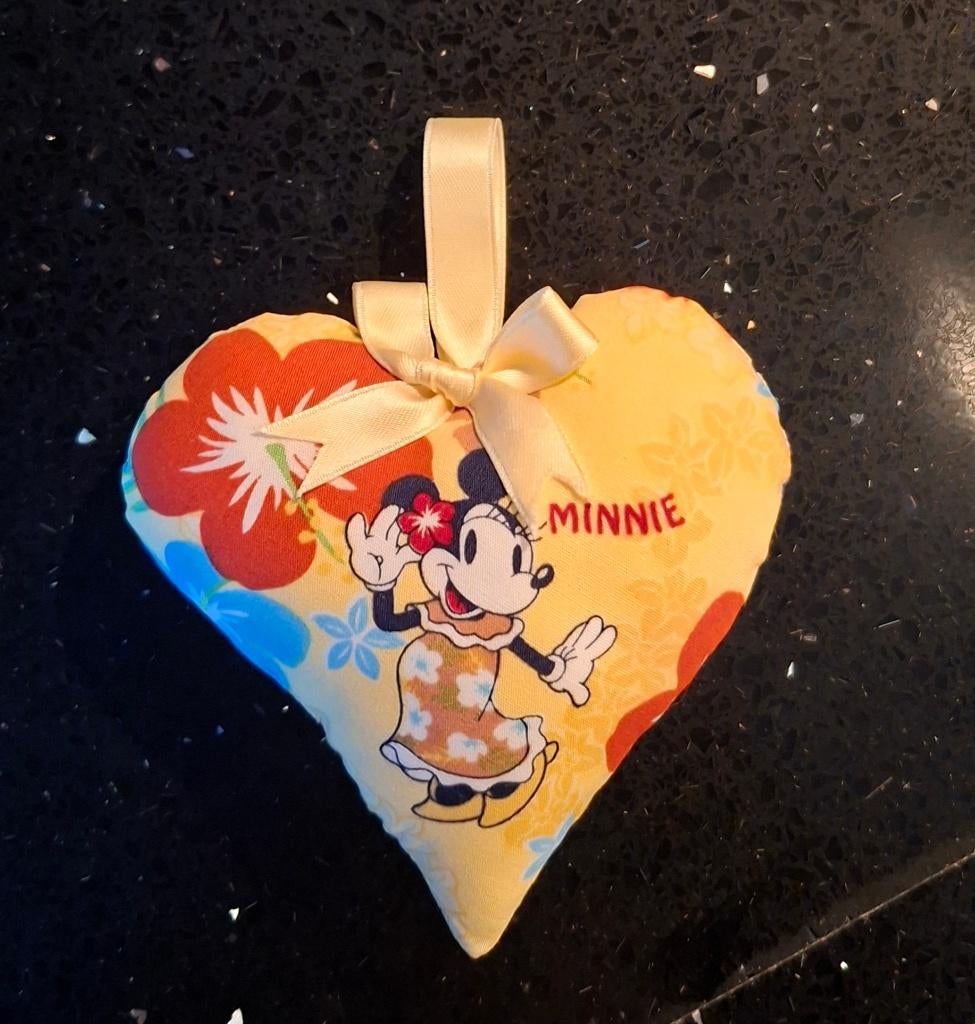 Nieuw- Minnie Mouse kasthanger/ hartje ( 's zomers), Kinderen en Baby's, Kinderkamer | Inrichting en Decoratie, Ophalen of Verzenden