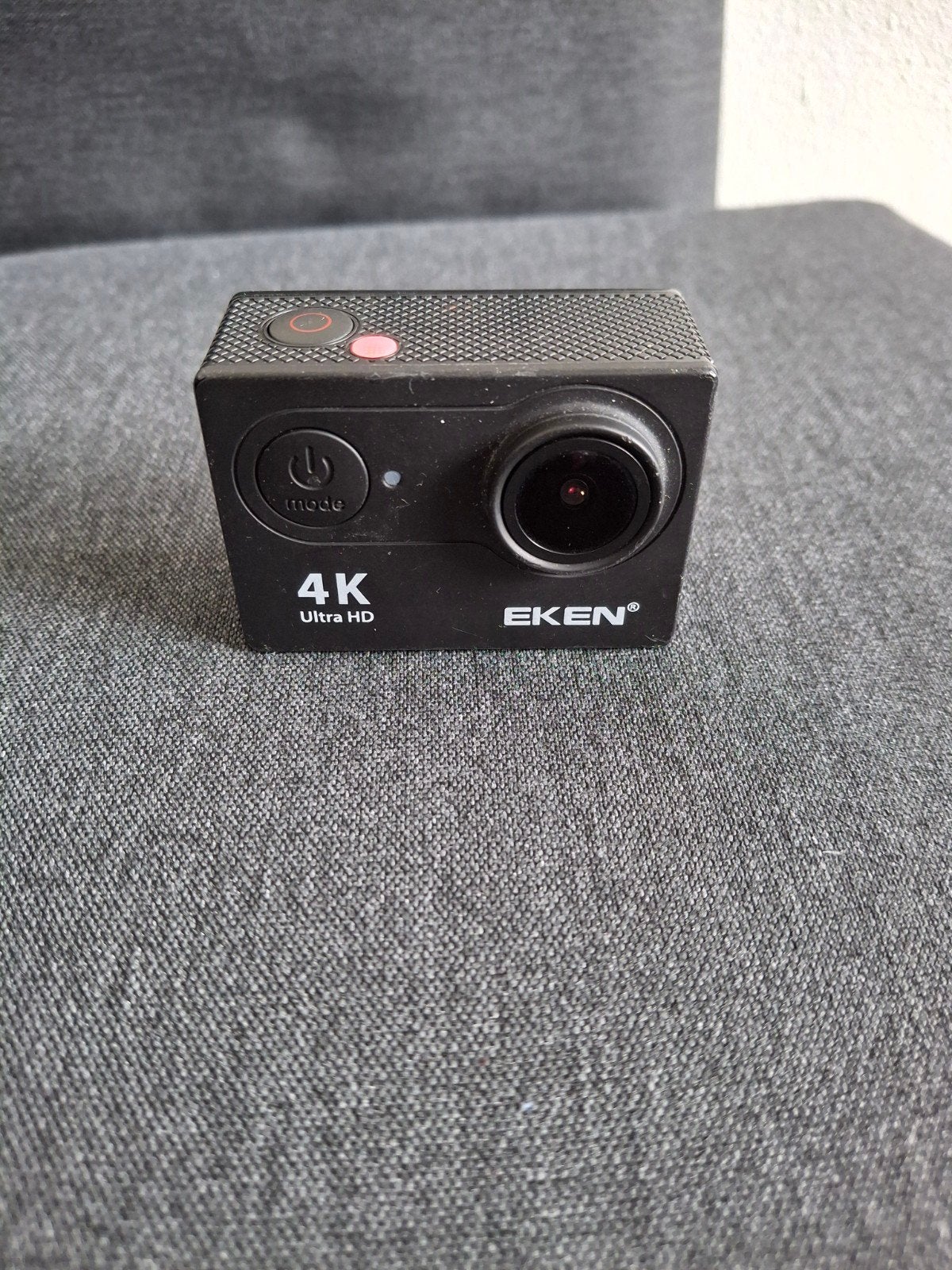 Eken H9R 4K Action Camera met accessoires en 2 accu's, Ophalen of Verzenden