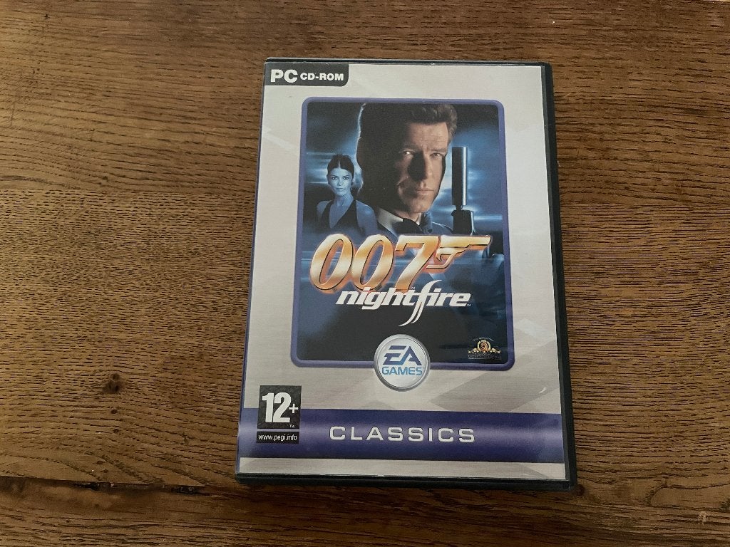 James Bond 007: Nightfire PC, Spelcomputers en Games, Shooter, 1 speler, Ophalen of Verzenden, Zo goed als nieuw