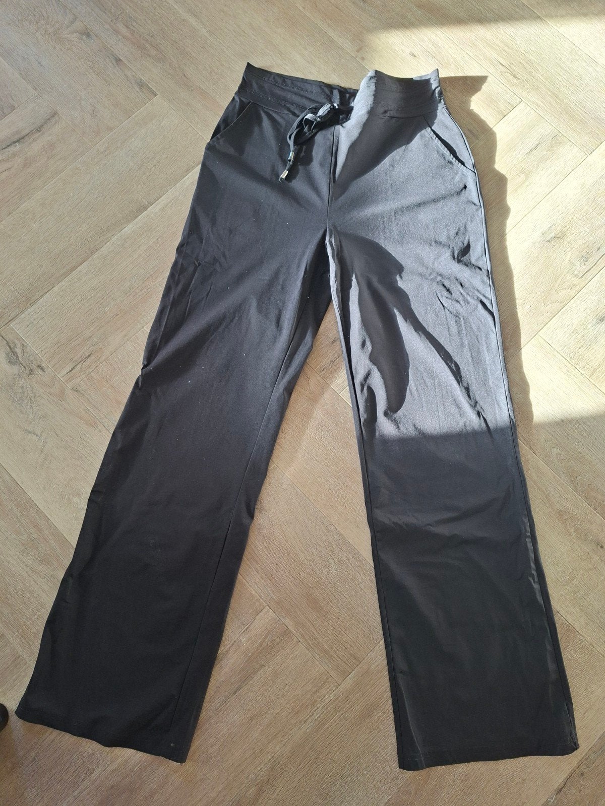 Zwarte travelstof broek van Nicolette Kluijver, maat L, Kleding | Dames, Ophalen, Zwart, Maat 42/44 (L), Nicolette Kluijver