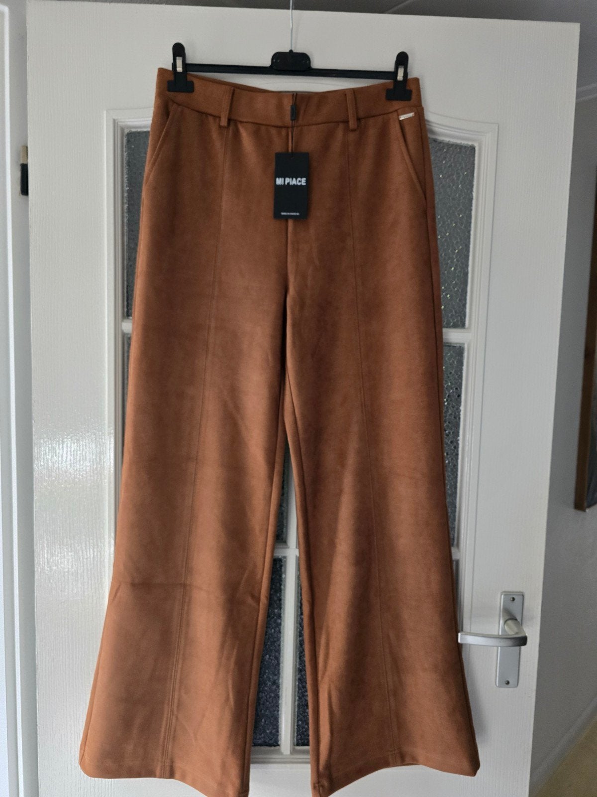nieuw mi piace wide leg L suedine camel, Kleding | Dames, Ophalen of Verzenden, Nieuw, Bruin, Lang