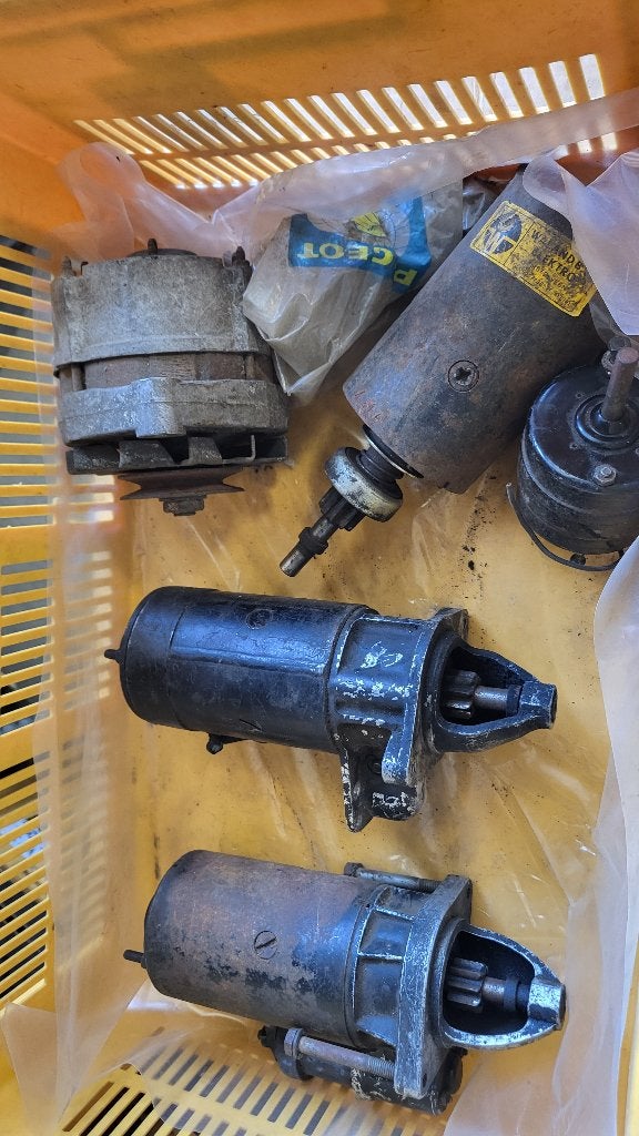 Start Motor steun dynamo Peugeot 404 Bobine Kleppendeksel, Ophalen of Verzenden, Gebruikt, Peugeot