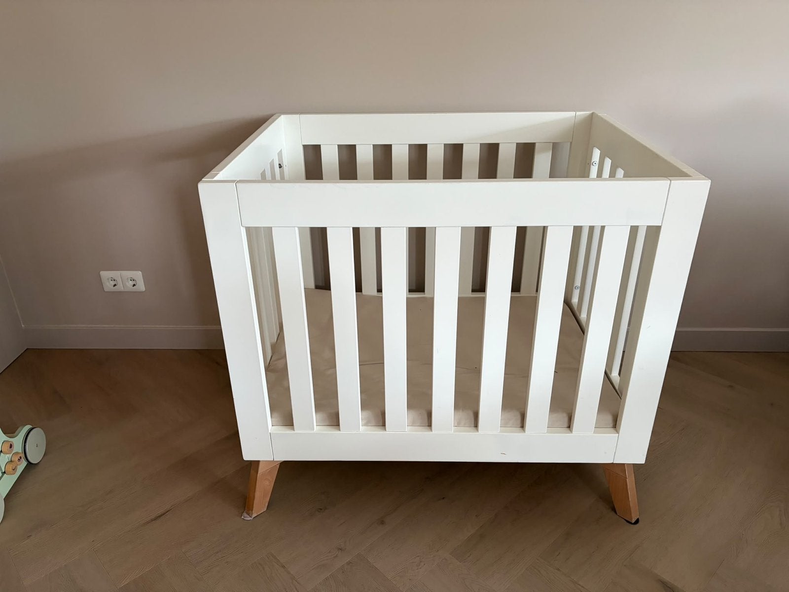 Box van TWF model Riva - Zo goed als nieuw incl. matras, Ophalen, Zo goed als nieuw, Rechthoekig
