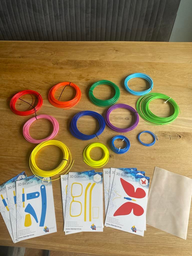 Diverse kleuren filament voor 3D-Pen met sjablonen, Ophalen of Verzenden, Nieuw