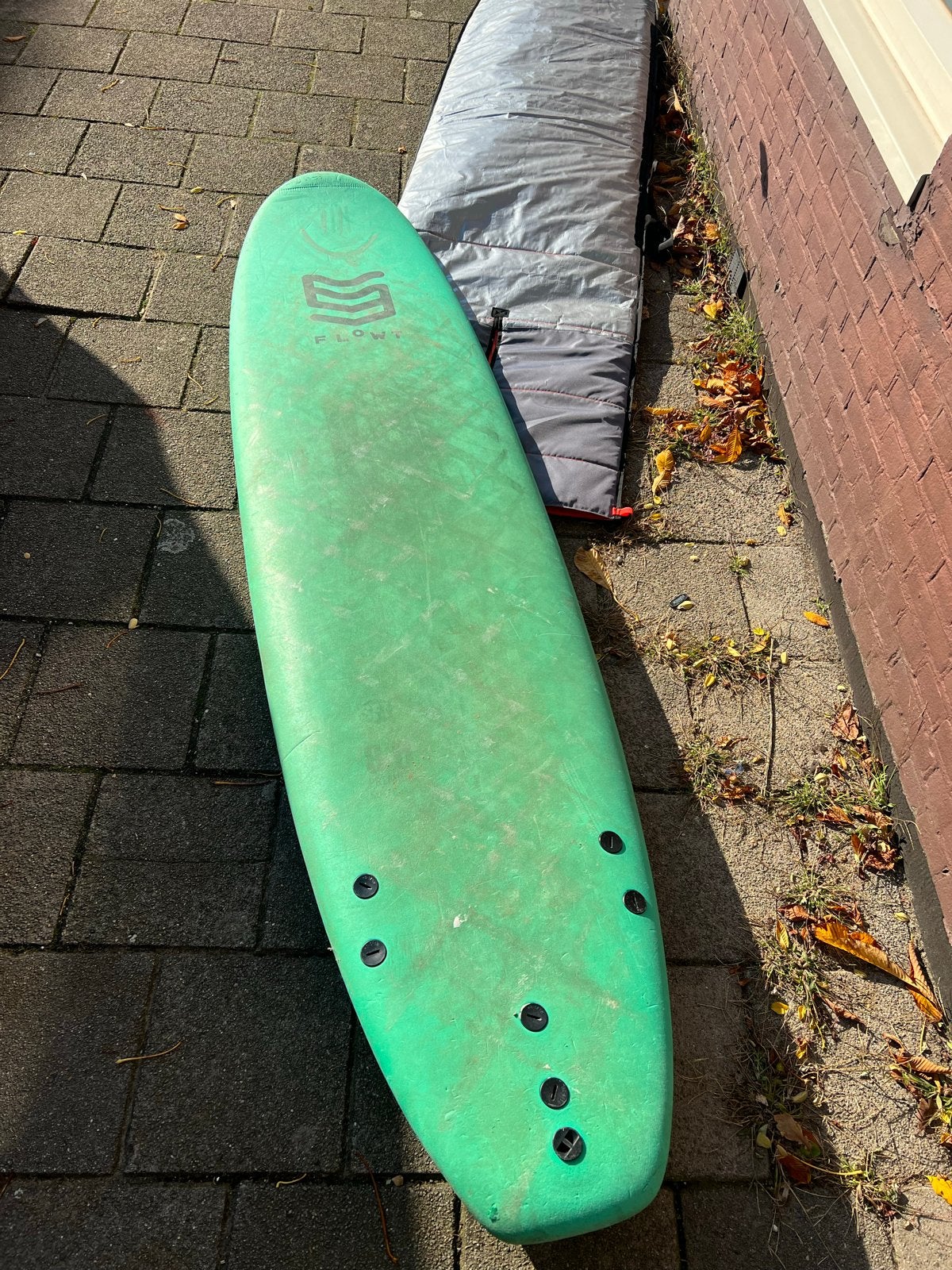 Flow Softtop Surfboard - Ideaal voor beginners!, Watersport en Boten, Ophalen of Verzenden, Gebruikt, Funboard, Met vinnen