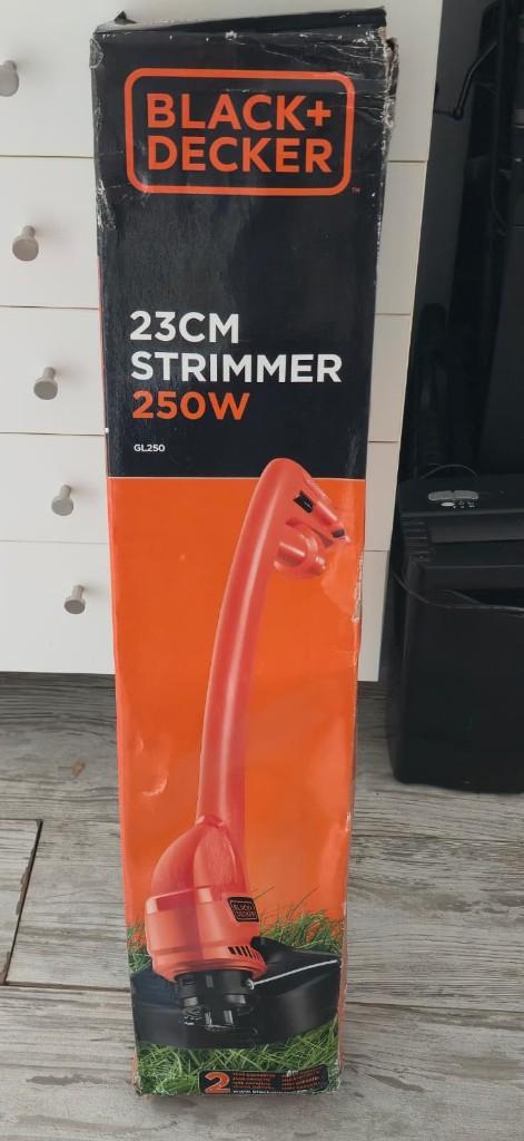 Black& Decker 23CM (S)trimmer 250W, Tuin en Terras, Nieuw, Ophalen of Verzenden, Black & Decker, 10 tot 30 cm
