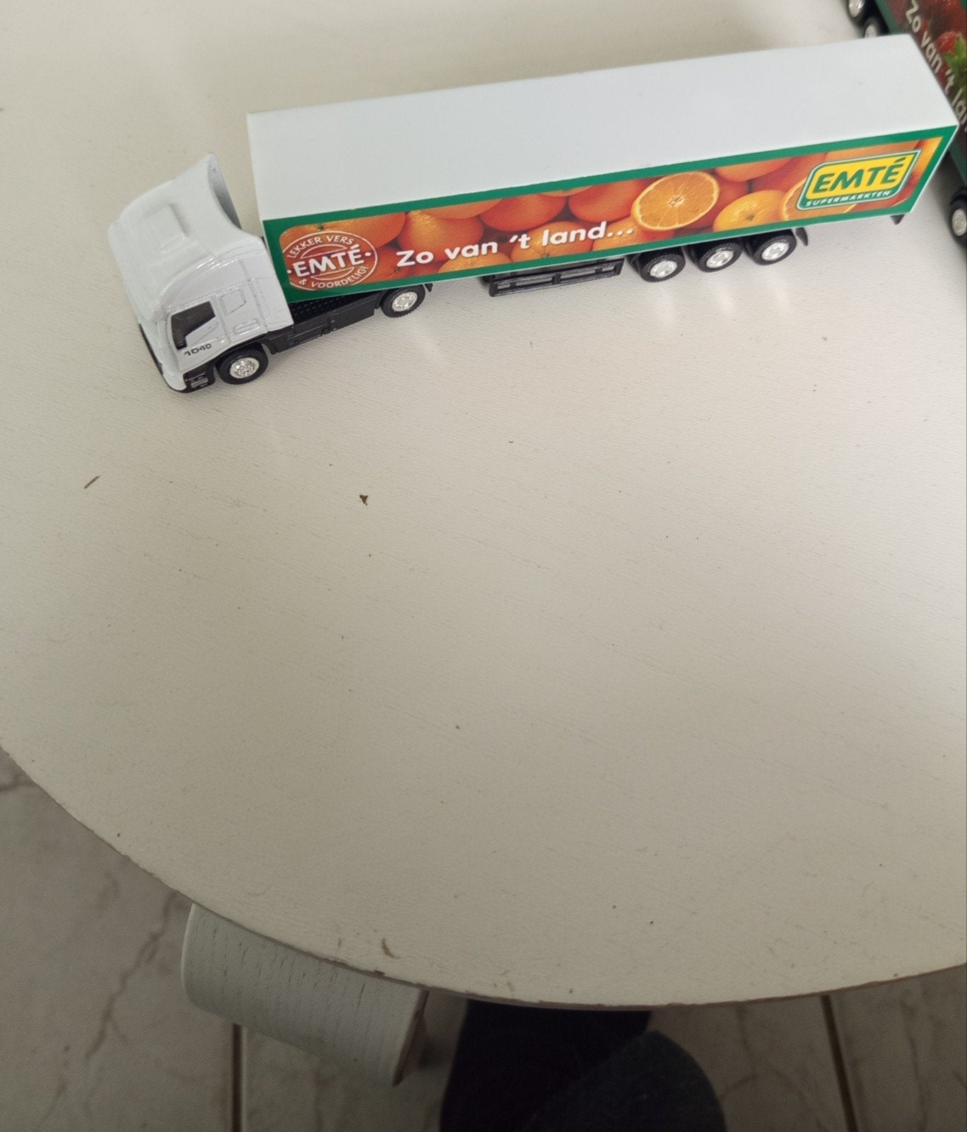 vrachtwagen EMTE, Ophalen