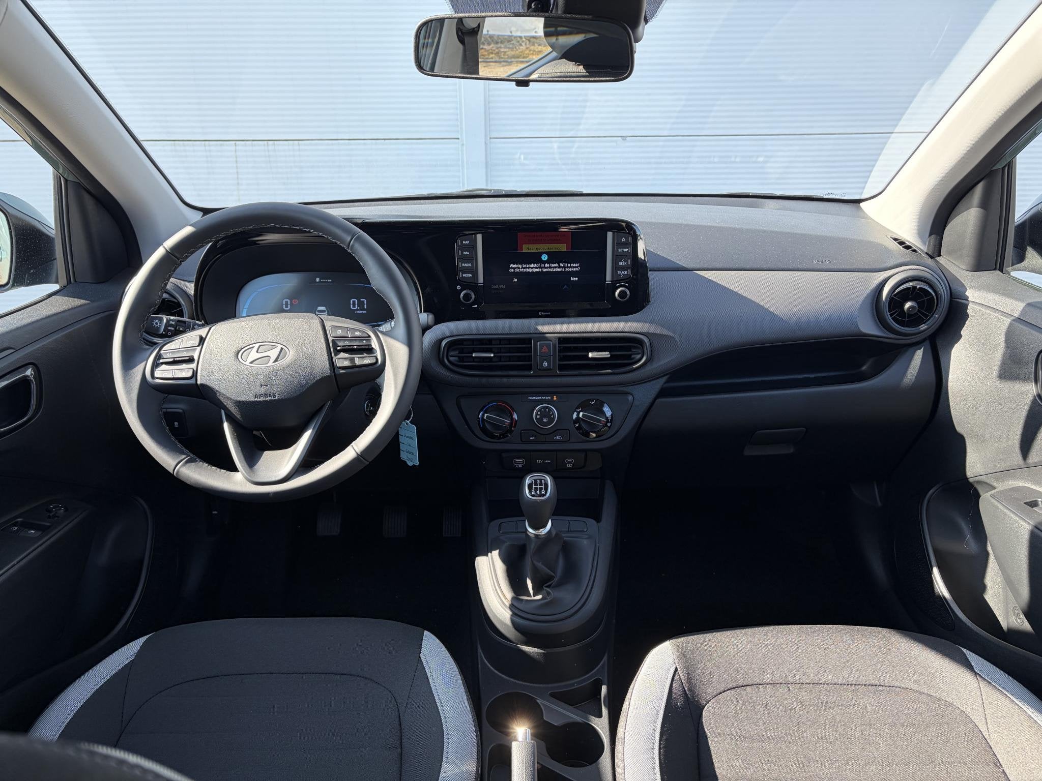 Hyundai i10 1.0 Comfort Limited, Auto's, Stof, 63 pk, 899 kg, 4 stoelen