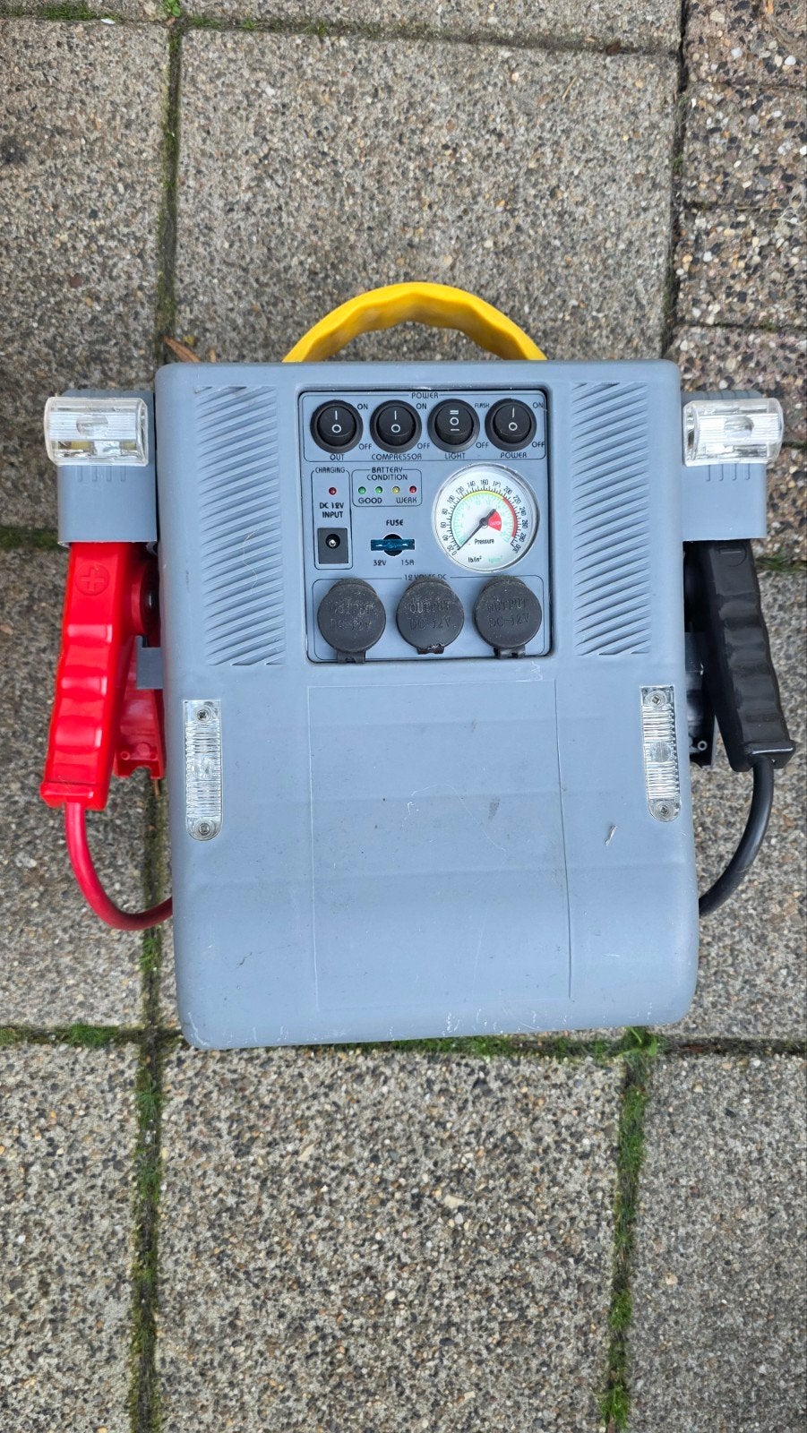 TUP CRAFT Startbooster met Compressor en Verlichting, Ophalen, Gebruikt