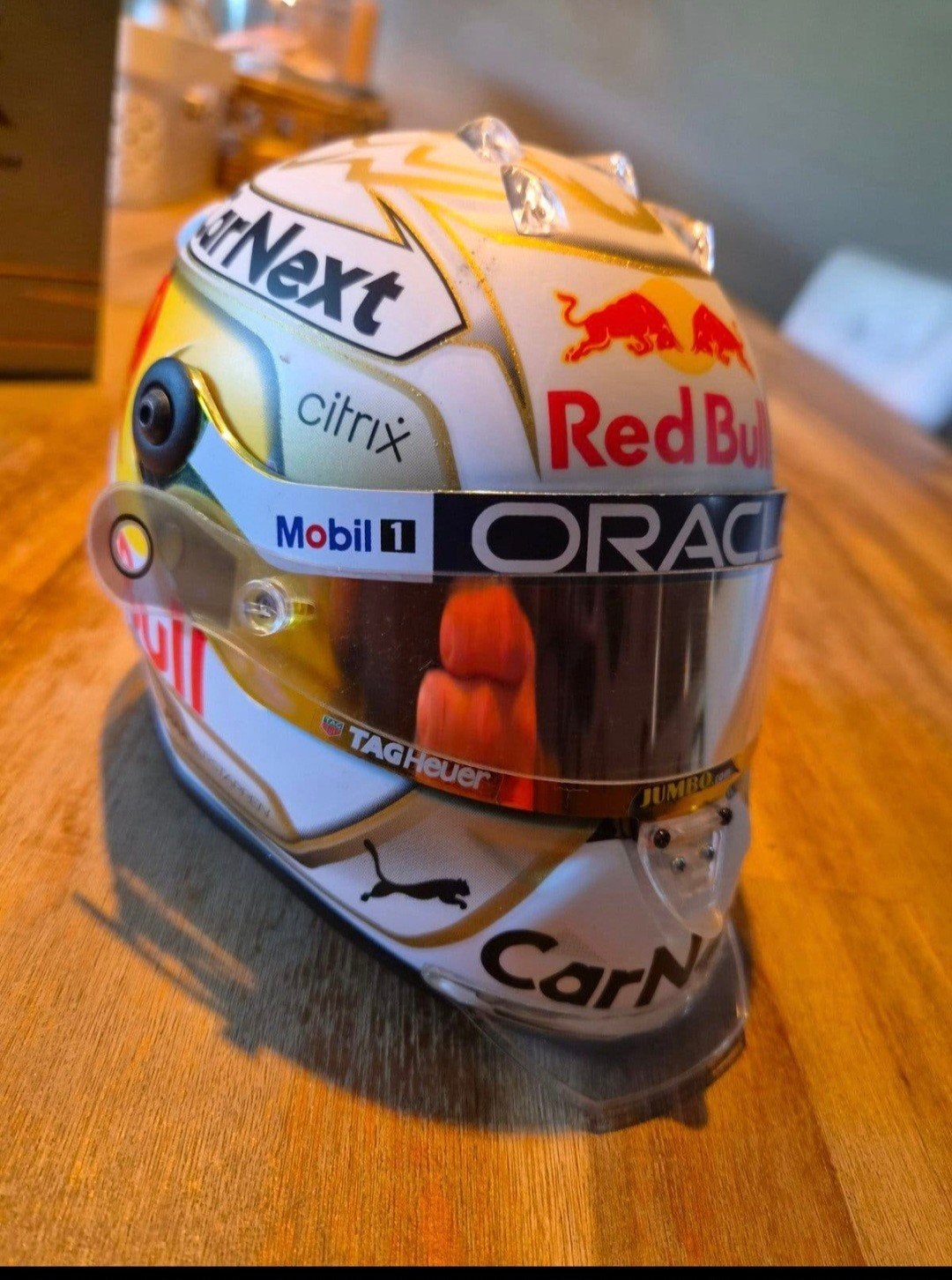 Max Verstappen schaalmodel helm 2022 - Nieuw in doos, Ophalen of Verzenden, Nieuw