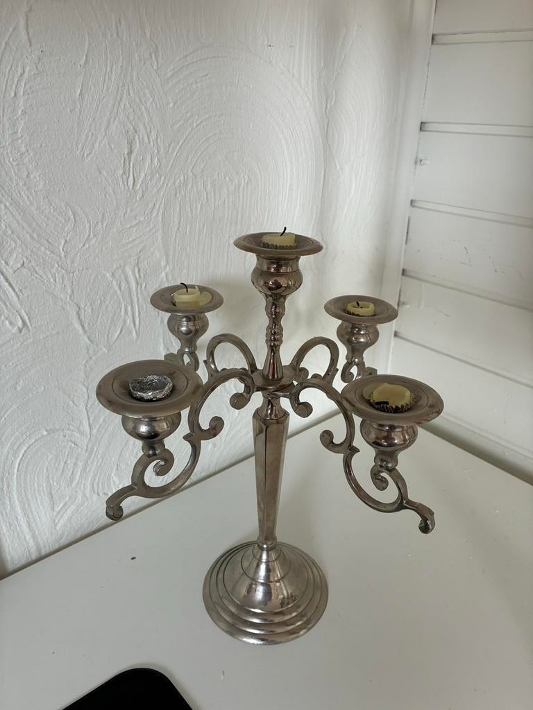 Elegante 5-armige kandelaar van metaal, Ophalen of Verzenden, Overige materialen
