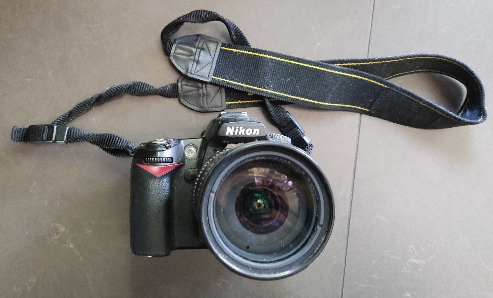 Gebruikte Nikon D90 Spiegelreflexcamera met lens, Ingebouwde flitser, Gebruikt, Spiegelreflex, Ophalen of Verzenden