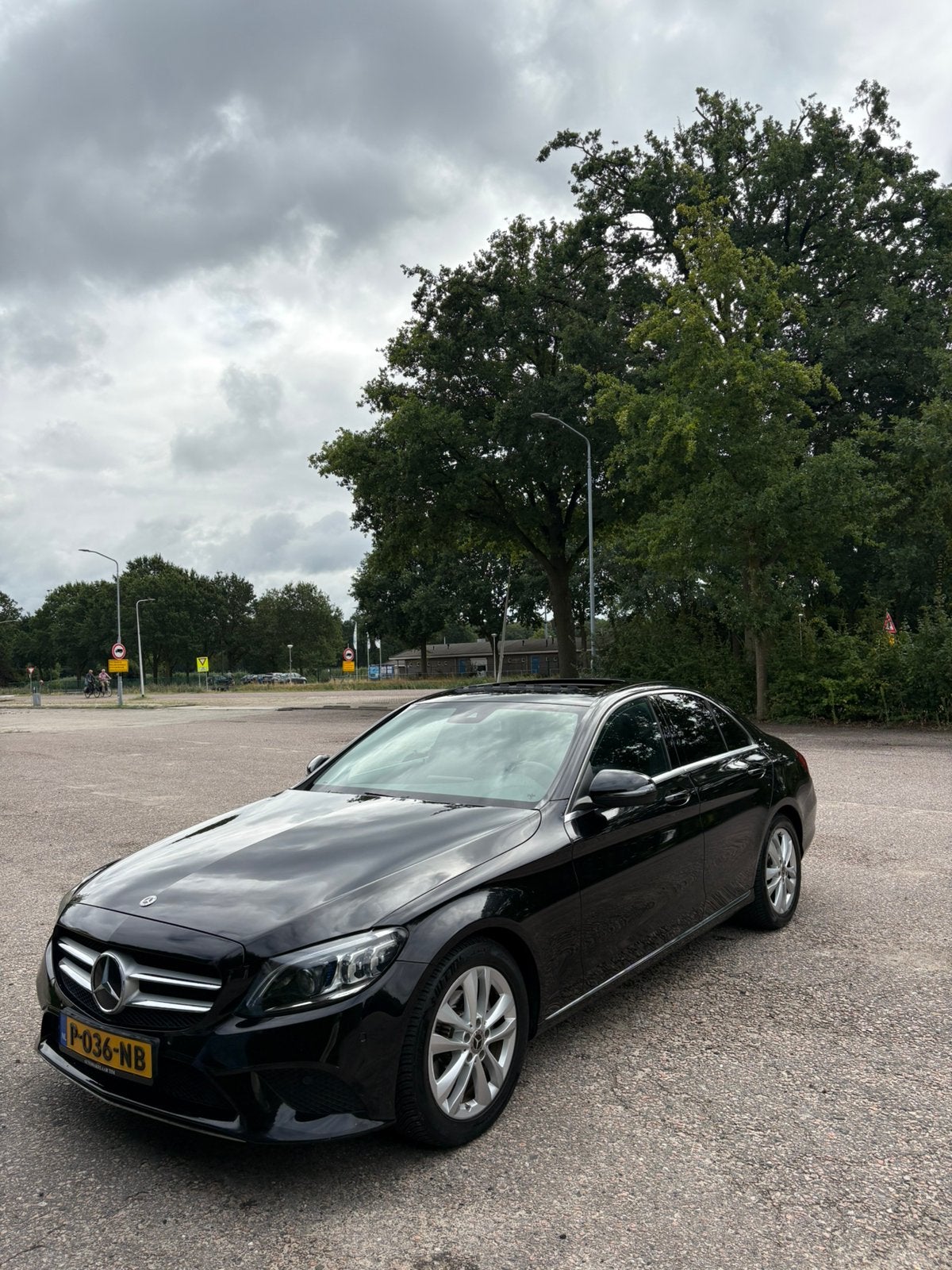 Mercedes-Benz C-Klasse C180 156pk 9G-TRONIC 2018 Zwart, Dealer onderhouden, 730 kg, 1800 kg, Zwart