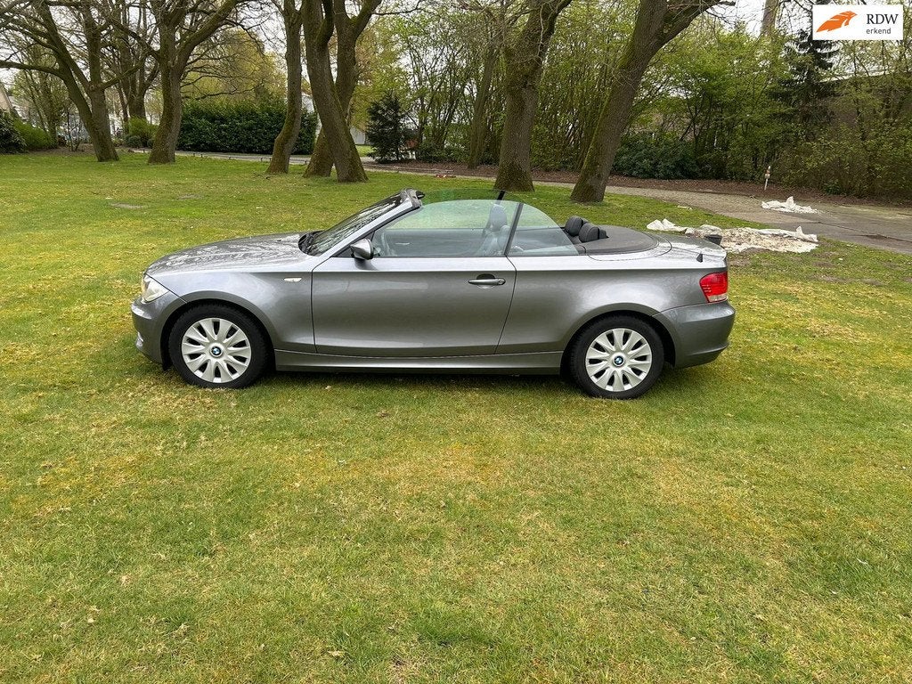 BMW 1-serie Cabrio 118i, Auto's, BMW, 1-Serie, Euro 5, Zwart, Cabriolet