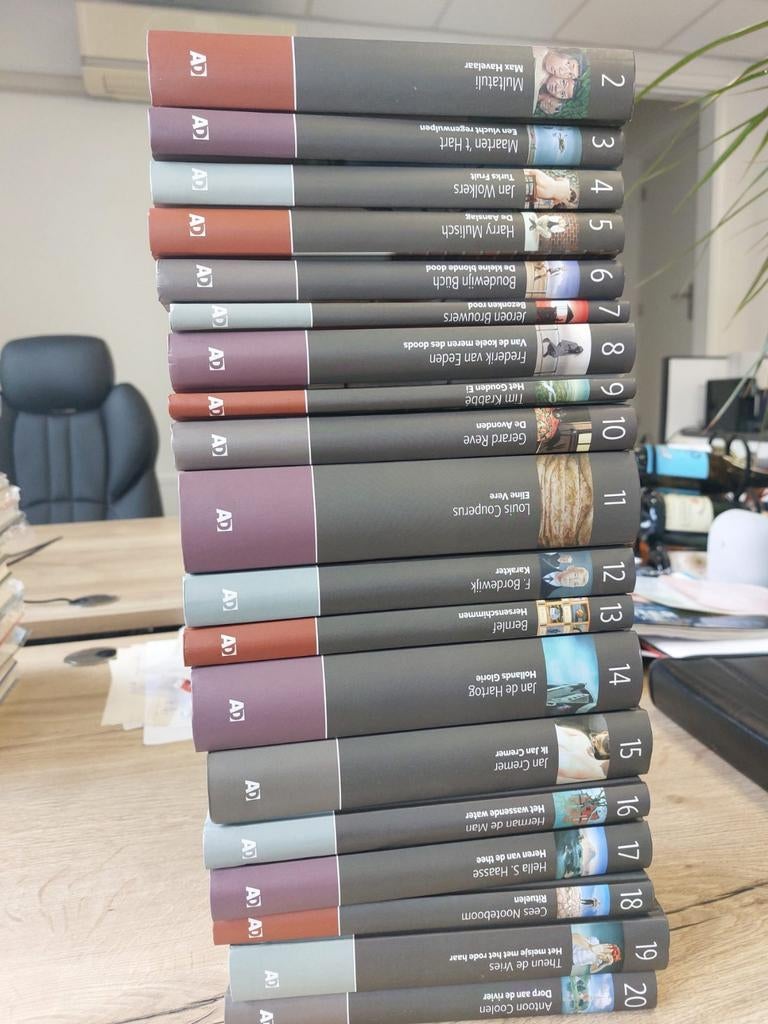 Volledige reeks Nederlandse Klassiekers (20 delen), Boeken, Ophalen of Verzenden, Zo goed als nieuw, Diverse bekende Nederlandse auteurs