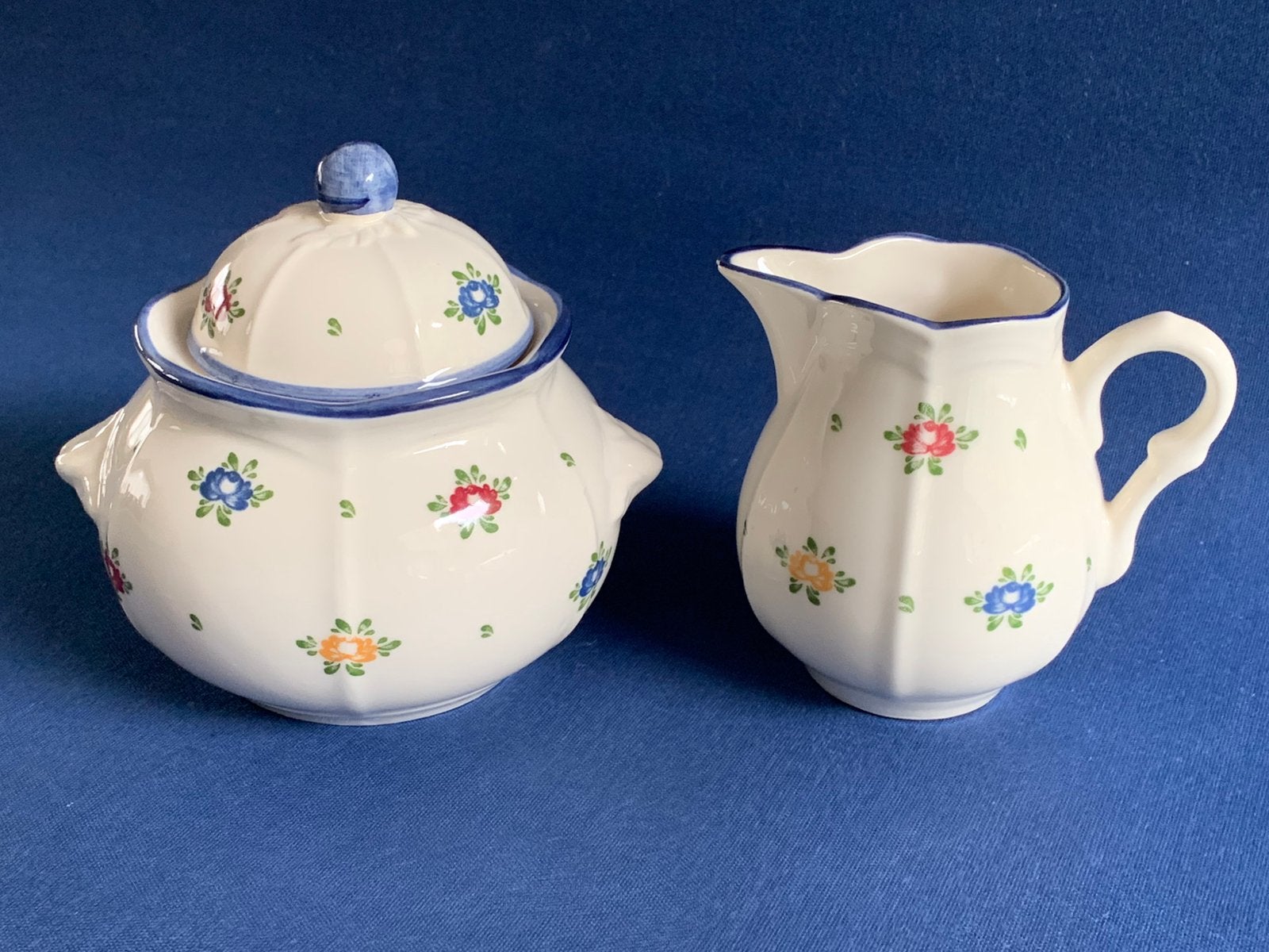 Zeller Fayencerie melkkan en suikerpot, Ophalen of Verzenden