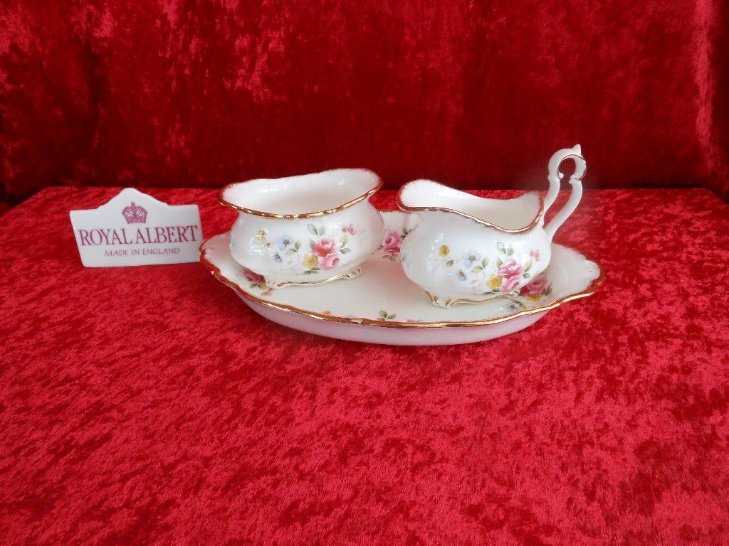 Royal Albert driedelig roomstel "Tenderness", Ophalen of Verzenden, Zo goed als nieuw, Porselein, Overige typen