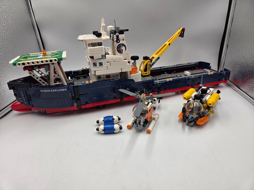 Lego Technic 42064 Ocean Explorer, Kinderen en Baby's, Speelgoed | Duplo en Lego, Lego, Ophalen of Verzenden, Zo goed als nieuw
