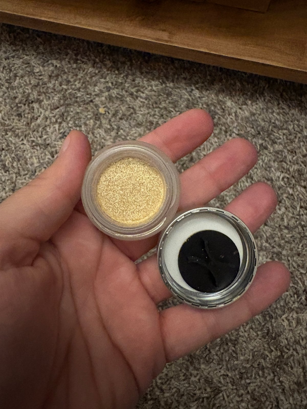 Kiko Milano Blue Me Sparkling Eyeshadow 02 Golden Sand, Ogen, Ophalen of Verzenden, Zo goed als nieuw, Make-up