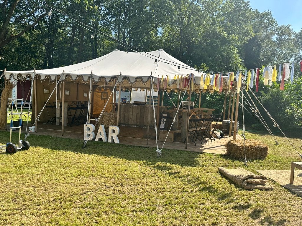 Tent feestje stretch feest, Ophalen, Overige