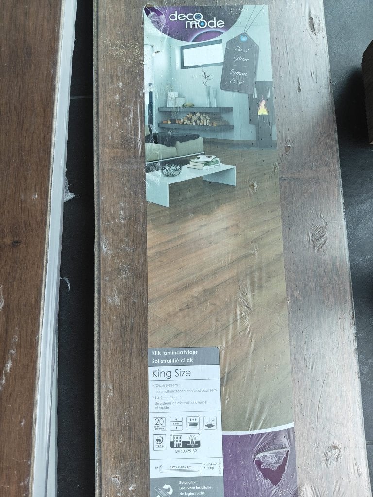Laminaat inclusief ondervloer, 50 tot 150 cm, Nieuw, 10 m² of meer, Hout