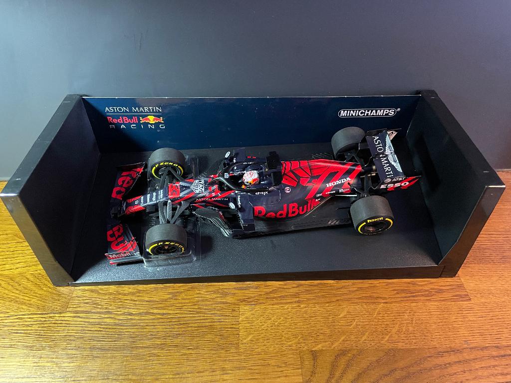 Minichamps 1:18 RB15 Silverstone Shakedown 2019, Ophalen of Verzenden, Nieuw, Auto, MiniChamps