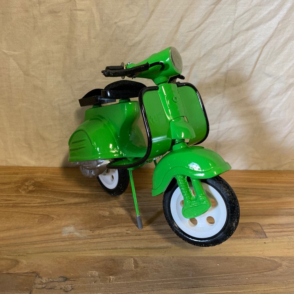 miniatuur vespa - handgemaakt – uniek bij TTM Wonen, TTM Wonen, Meubels – (Perzische) Tapijten en Woonaccessoires, Meerkleurig