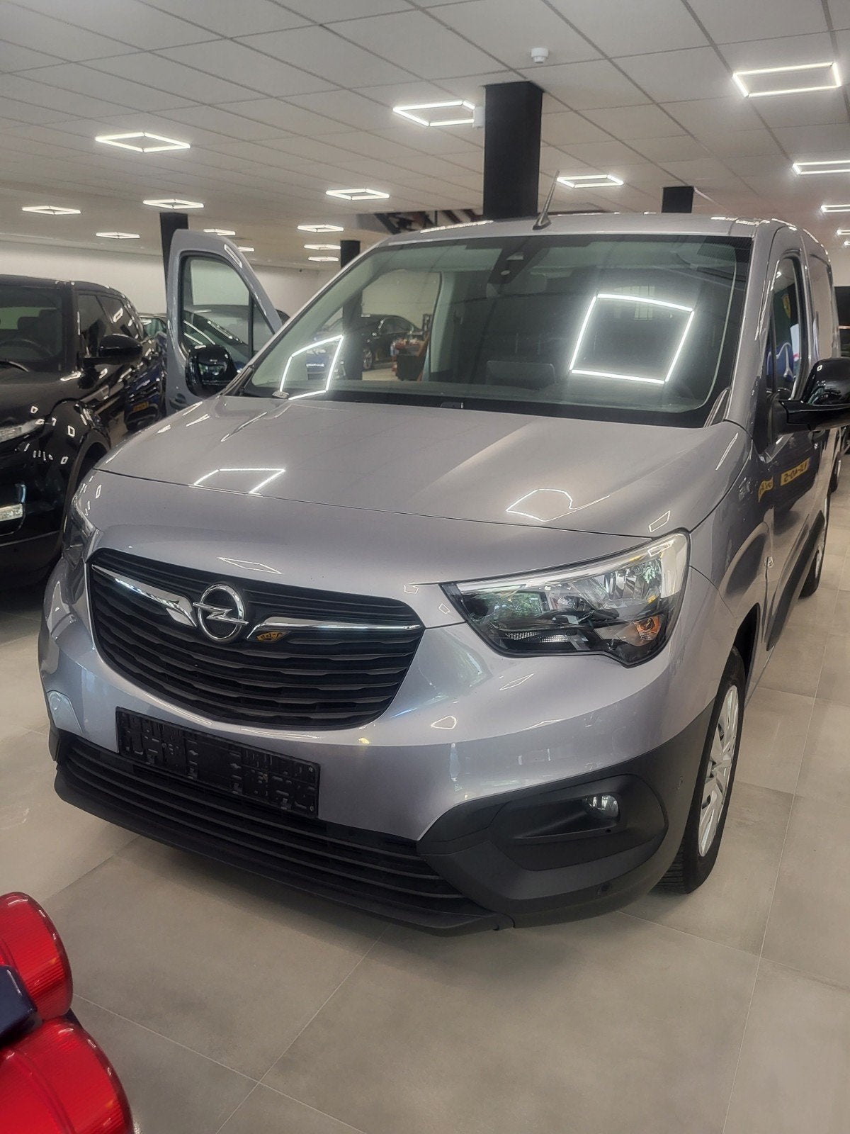 Opel Combo Cargo GB 1.5 Diesel 102pk 2021 Grijs, Auto's, Voorwielaandrijving, Stof, 4 cilinders, Dealer onderhouden