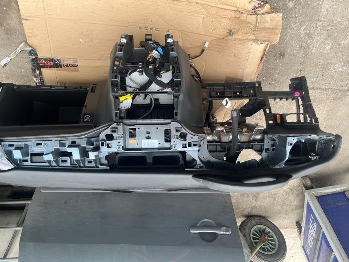 Subframe van een Volkswagen Caddy, Auto-onderdelen, Gebruikt, -, Volkswagen, -