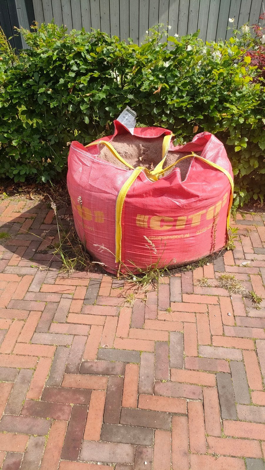 Brekerszand bijna halve kuub, Tuin en Terras, Zand, Ophalen