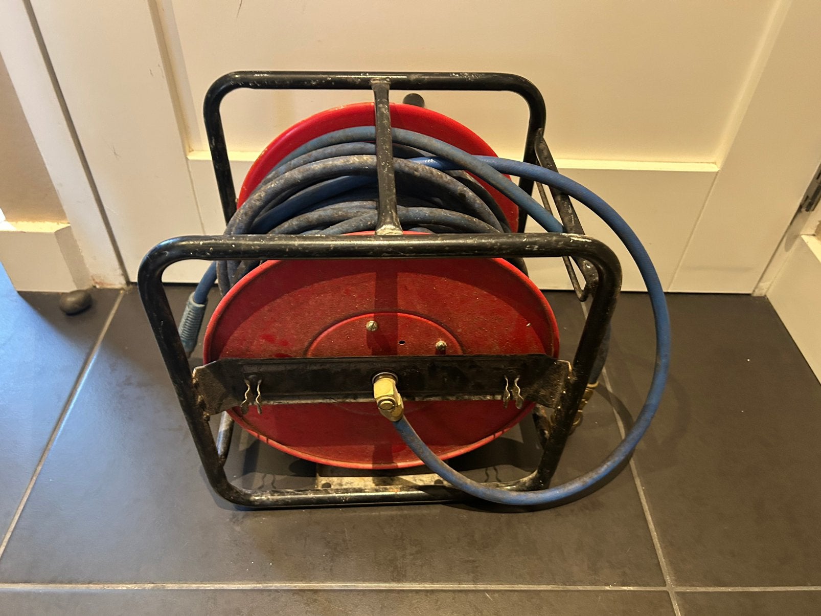 Compressor luchtslanghaspel, Minder dan 25 liter, Ophalen, Zo goed als nieuw, Minder dan 200 liter/min